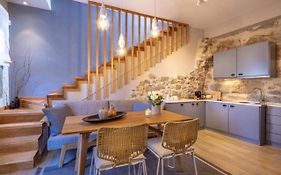 Plaka Cozy Residence